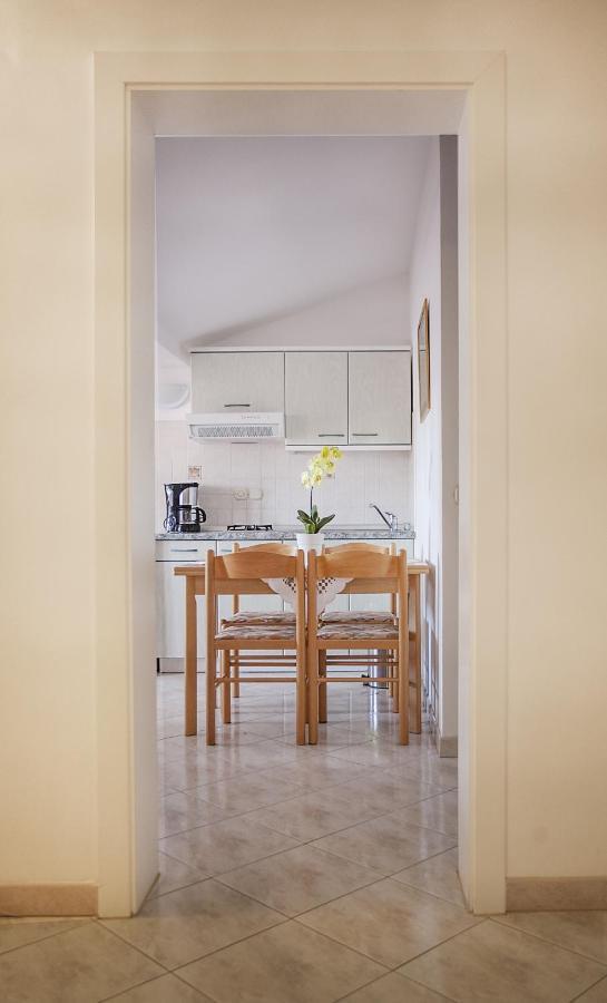 Apartments Zaharija Rovinj Rum bild
